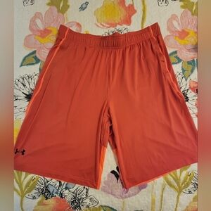 NWT Under Armour Mens Raid 2.0 Loose Fit Shorts